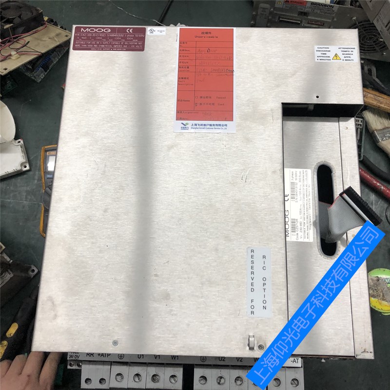 穆格伺服驅動器伺服器上電無顯示報警維修,