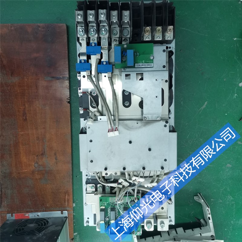寶德BALDOR伺服驅(qū)動(dòng)器MD2A15SR-RC20上電后不工作報(bào)警維修,