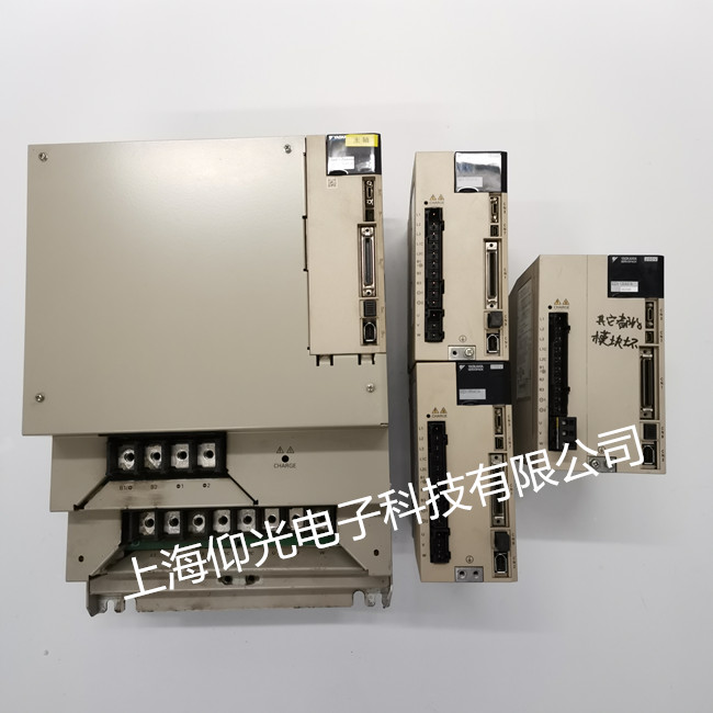 YASKAWA安川伺服驅(qū)動(dòng)器維修,SGD7S-590A00A002顯示報(bào)警號(hào)