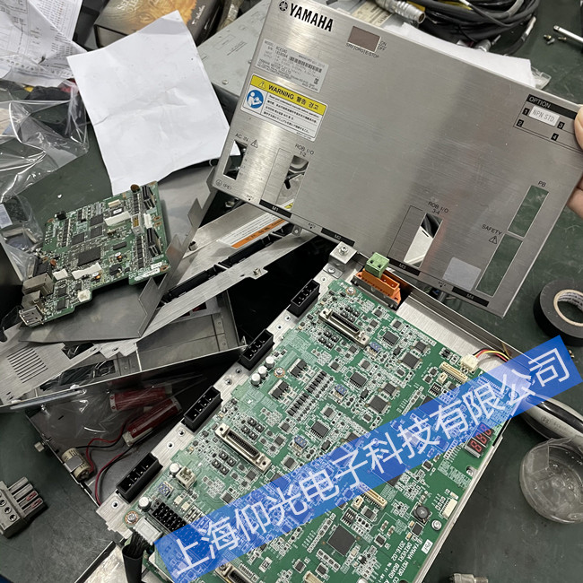 雅馬哈YAMAHA機(jī)器人控制器維修電話 伺服驅(qū)動器報警?