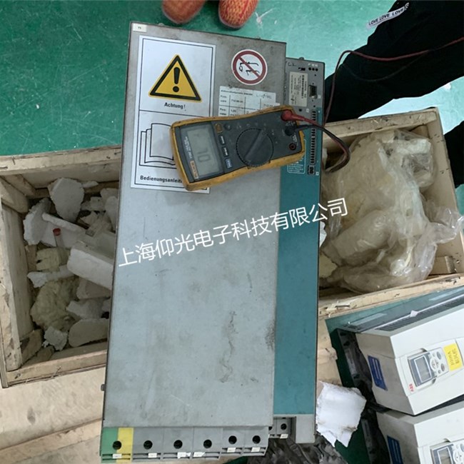 德國LUST路斯特伺服維修SO84.020報(bào)警OFF修理
