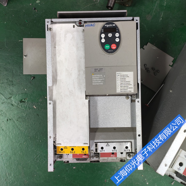 施耐德伺服驅動器LXM32AD72N4報警8141故障維修電話多少