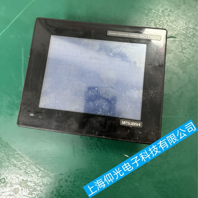 河北三菱觸摸屏A985GOT-TBD無(wú)法進(jìn)入到正常的使用界面故障維修收費(fèi)情況