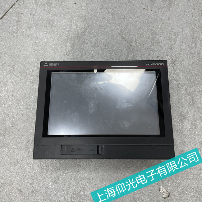 金華三菱觸摸屏GT2715-XTBD觸摸反應慢故障維修干貨分享