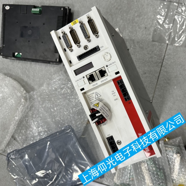 倍福AX5203驅(qū)動(dòng)器無法正常上電顯示故障維修如何處理