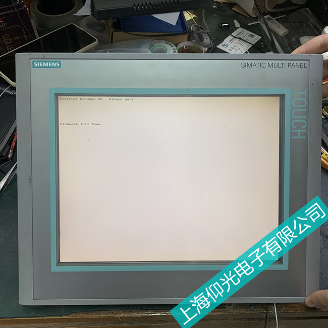 西門子觸摸屏TP900 6AV2 124-0JC01-0AX0黑屏故障維修方法