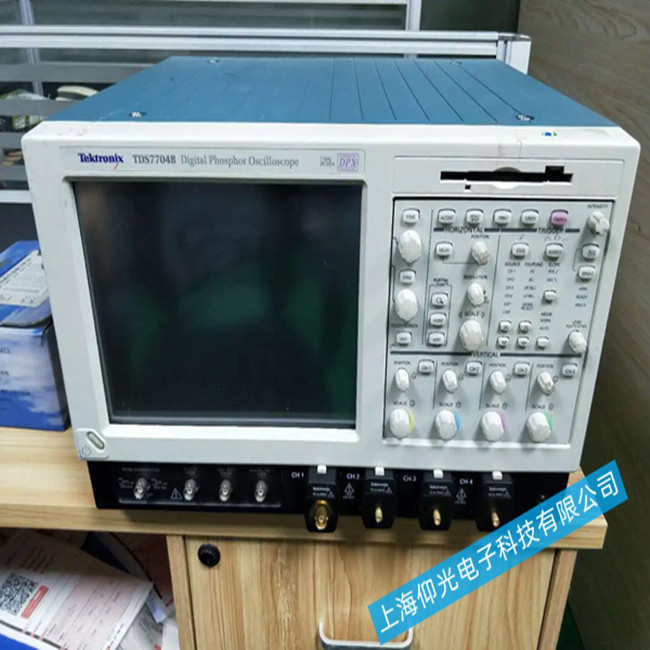 泰克 TDS7704B 示波器自檢不通過故障維修方法