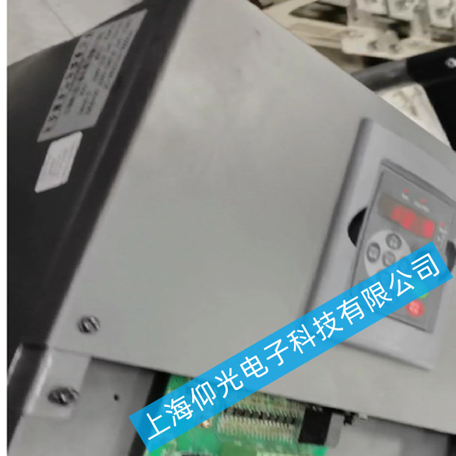 變頻器VFD9000-075-P090-T4出現(xiàn)過壓故障該如何維修